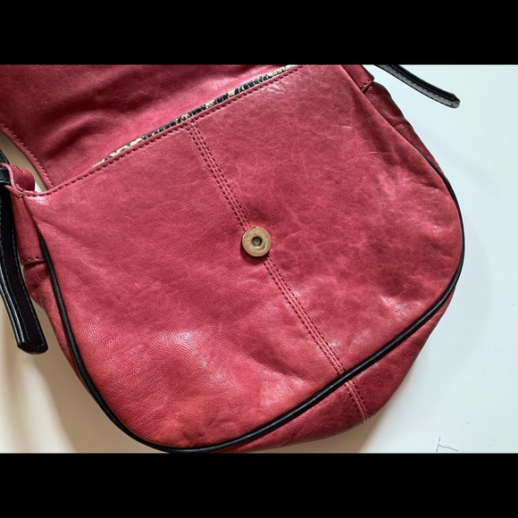 Aqua Madonna red leather crossbody bag - Picture 7 of 12